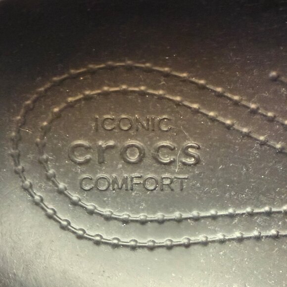 Crocs Platform Sandals Floral Print Purple Black w/Flower Croc Charms - Picture 8 of 10